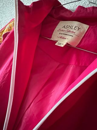 Chaqueta Fucsia M -  Love Always Wins