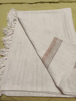 Manta tejida a mano Zara Home