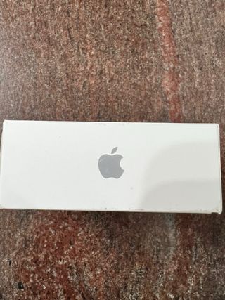 AirPods 4 con cancelación de ruido