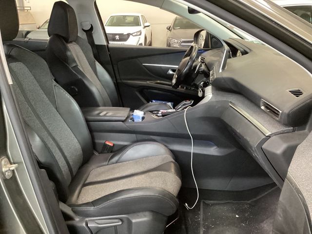 Peugeot 5008 1.6 Blue-hdi 120cv