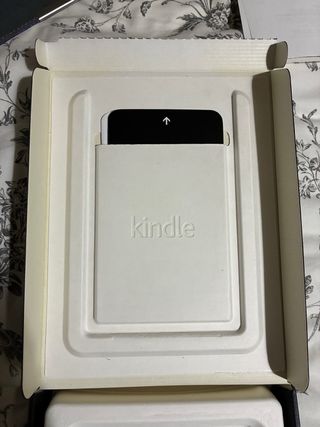 Libro electrónico Kindle morado