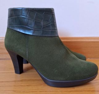 Botines de piel y ante mujer verde