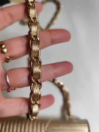 Bolso de fiesta dorado