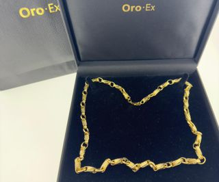 CADENA DE ORO DE 18 QUILATES - 18 KILATES