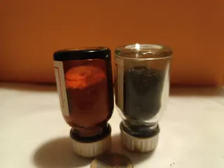 2 Botellines Farmacia Antiguos