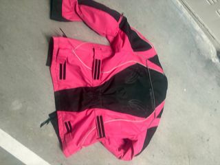 Chaqueta Moto Mujer Negra y Rosa Muy poco uso