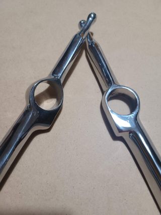 Montanti parabrezza artigianali in ottone cromato