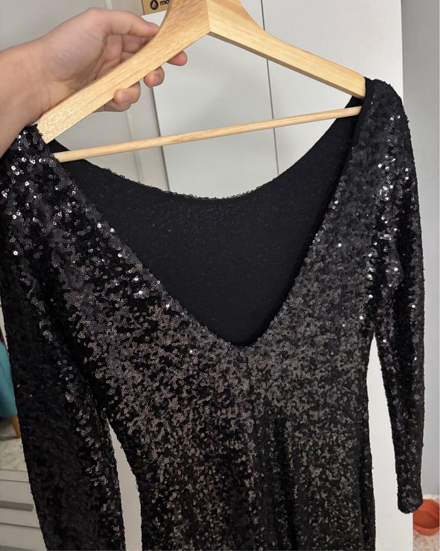 Vestido negro lentejuelas