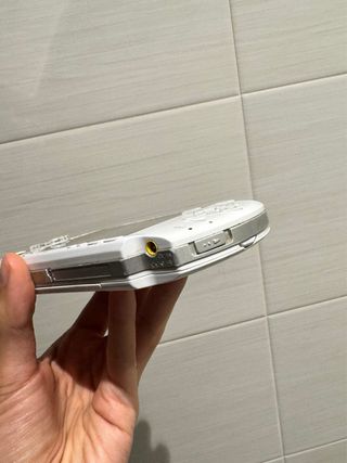 PSP 3000 Blanca + 64GB + Batería Nueva