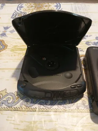 2x Sony Discman LEER