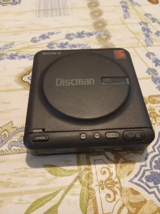 2x Sony Discman LEER