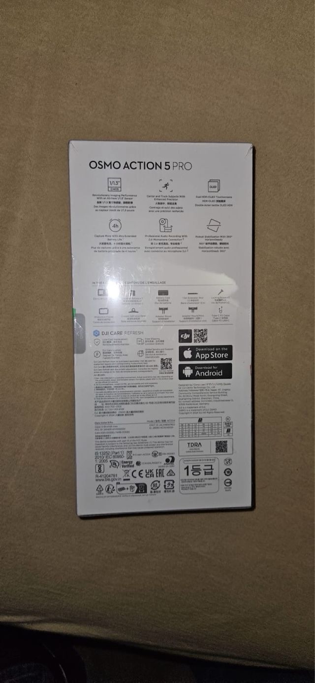 DJI Osmo Action 5 Pro Adventure Combo