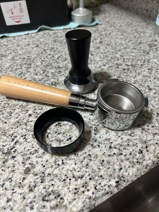 Cafetera Espresso DeLonghi Dedica