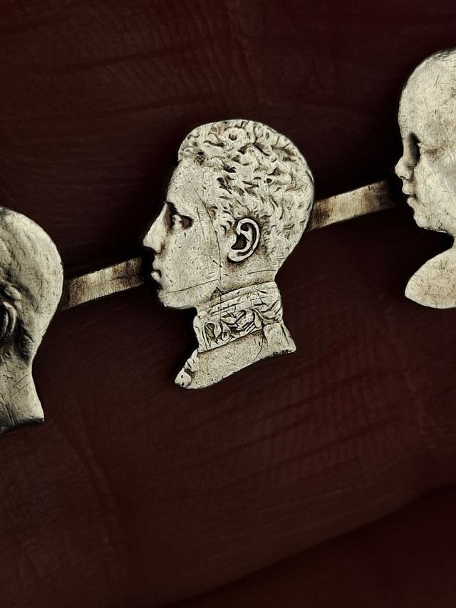 Broche Antiguo Alfonso XIII Plata