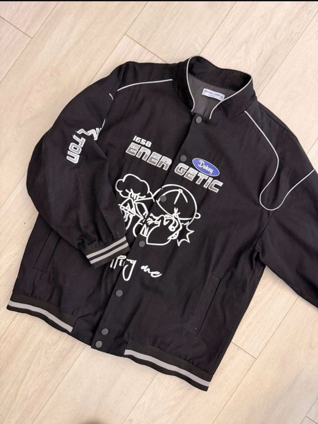 Chaqueta Aelfric Eden Negra con Estampado