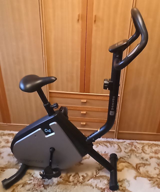 Bicicleta Estática Domyos Essential 04