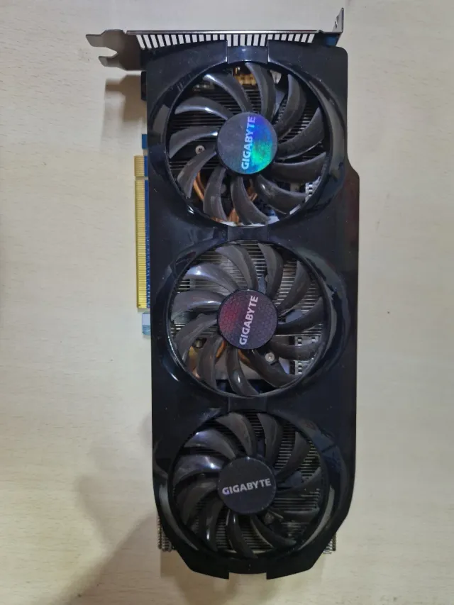 Tarjeta Gráfica Gigabyte R7870C