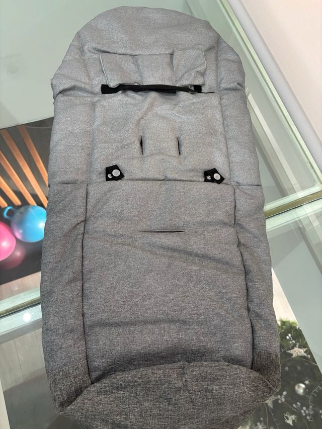 Funda de invierno para cochecito Cybex