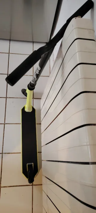 Patinete Freestyle Amarillo y Negro