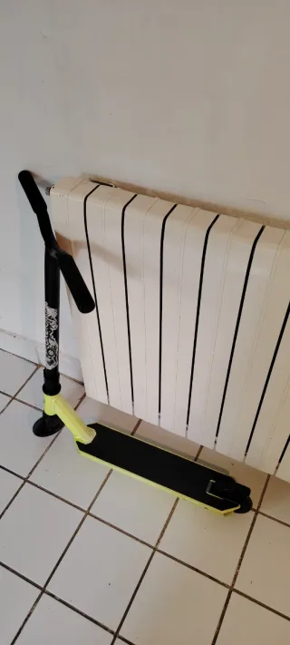 Patinete Freestyle Amarillo y Negro