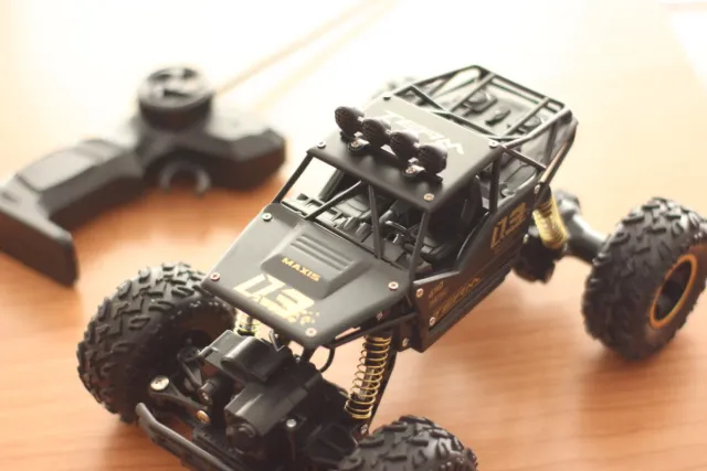 Todoterreno radiocontrol 4x4.