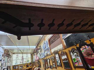 Móvel Bar Madeira Maciça - Ótimo Estado