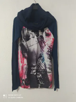 Blusa Salsa Azul con Estampado Multicolor