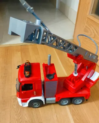 Lote Juguetes Camiones y Dinosaurios