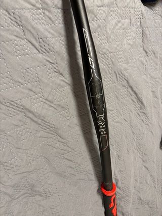 Manillar Bici Negro con Puños Rojos