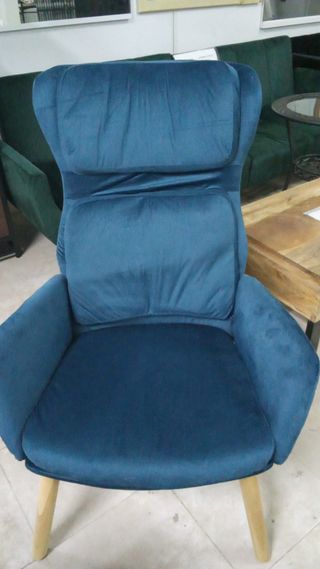 Sillón de terciopelo azul
