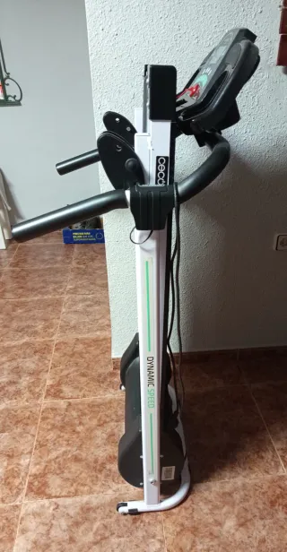 Cinta de Correr Cecotec 1000W