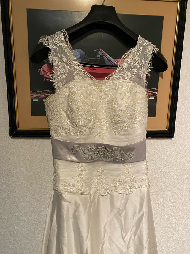 Vestido de Novia Blanco y Plateado