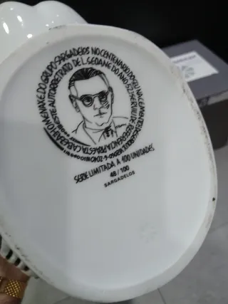 Busto Sargadelos Luis Seoane