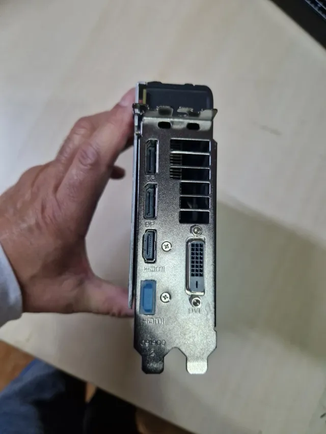 Sapphire RX 470 Nitro Gráfica