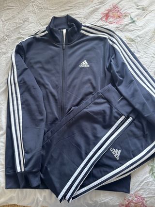 Conjunto deportivo Adidas azul y blanco completo