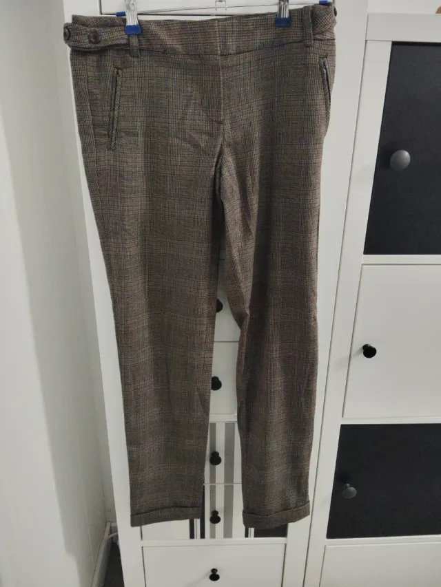 Pantalón de chica a cuadros