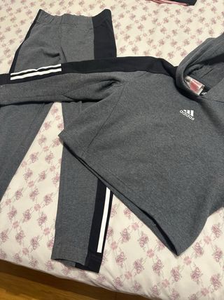 Chándal Adidas niña gris y negro 9/10 años