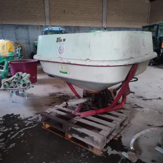 Abonadora suspendida 1000kg