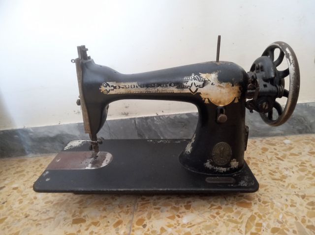 MACCHINA per CUCIRE manuale PEDALE, SINGER ANNI 30