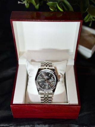 Reloj Rolex Plateado y Gris