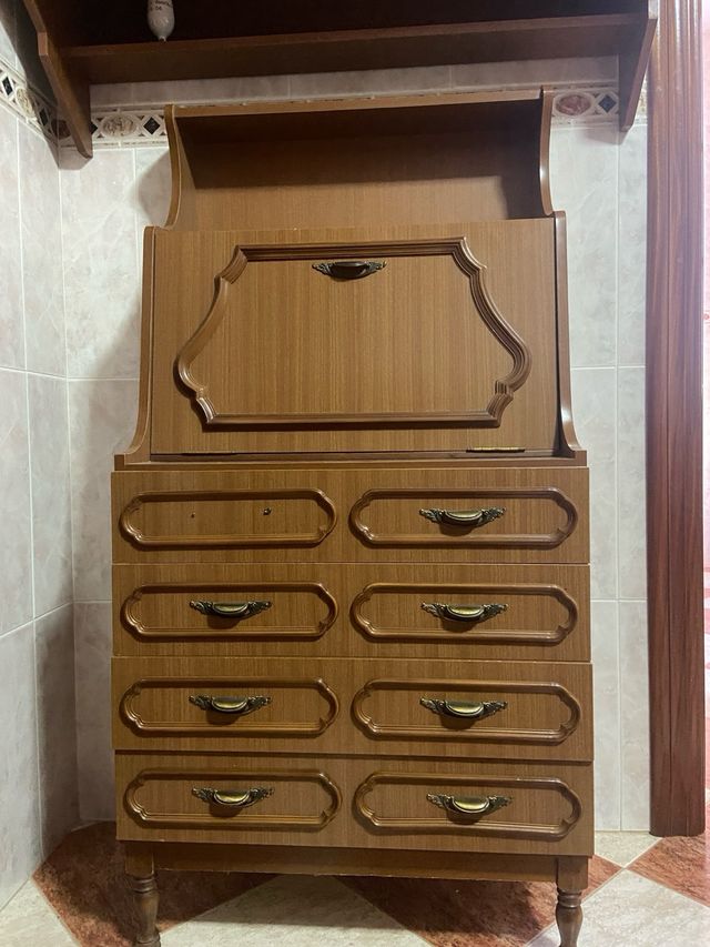 Escritorio de melamina con cajones