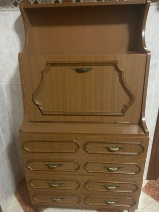 Escritorio de melamina con cajones