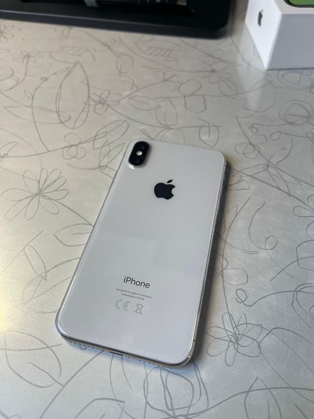 iPhone X 256 GB Bianco - Perfetto