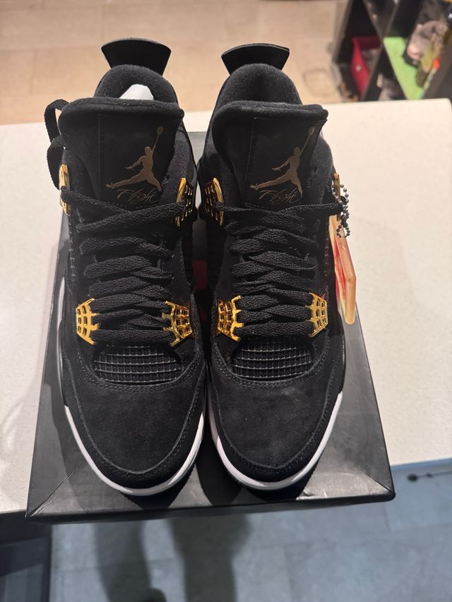 Jordan Retro 4 Royalty Nero Dorato