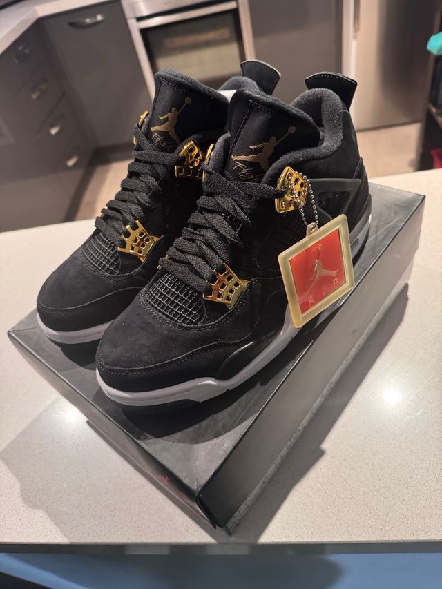 Jordan Retro 4 Royalty Nero Dorato