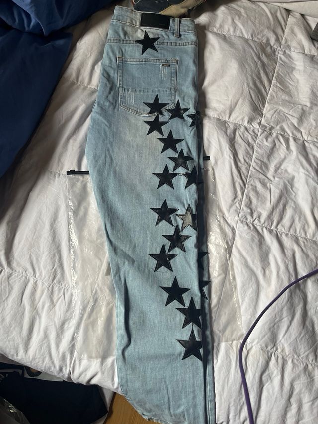 Pantalones vaqueros Amiri con estrellas