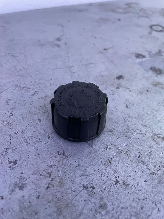 Tapón Depósito Líquido Refrigerante Piaggio ZIP SP