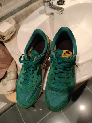 Nike Internationalist Verde y Amarillo