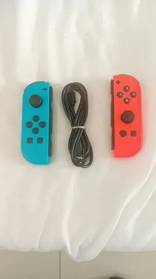 Mandos Nintendo Switch Azul y Rojo