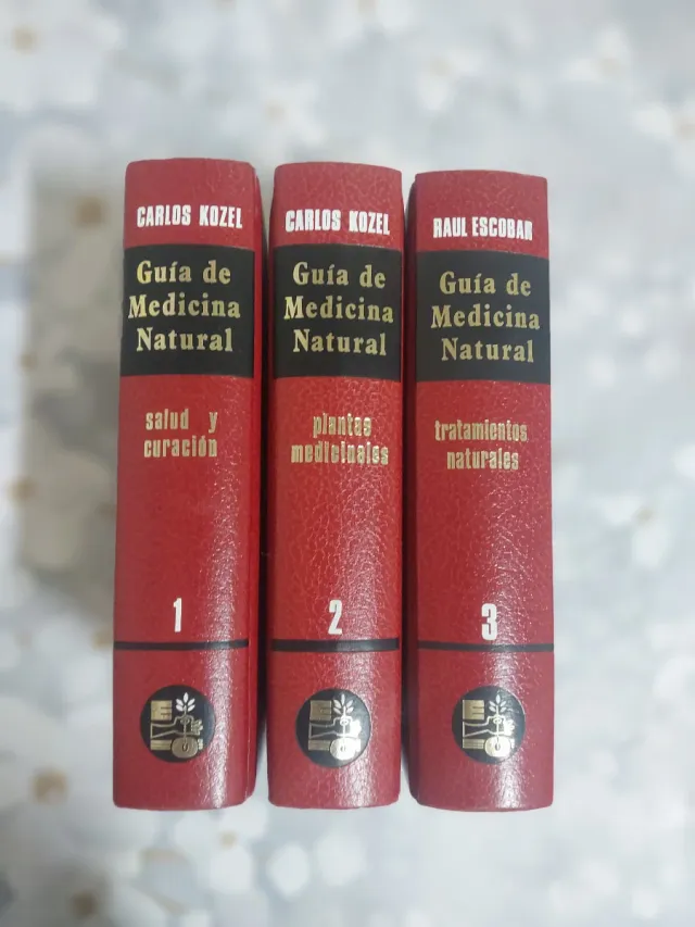 Guía de Medicina Natural. 3 libros